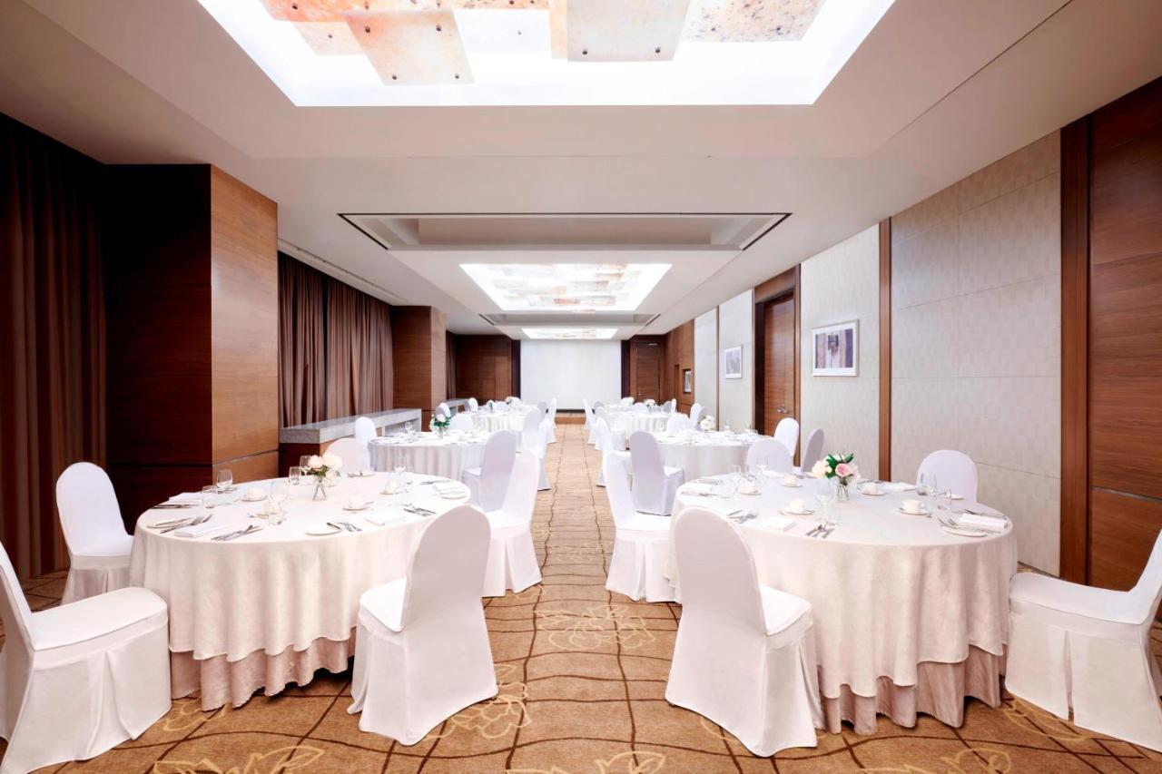 Courtyard By Marriott Seoul Times Square Hotel Exterior foto