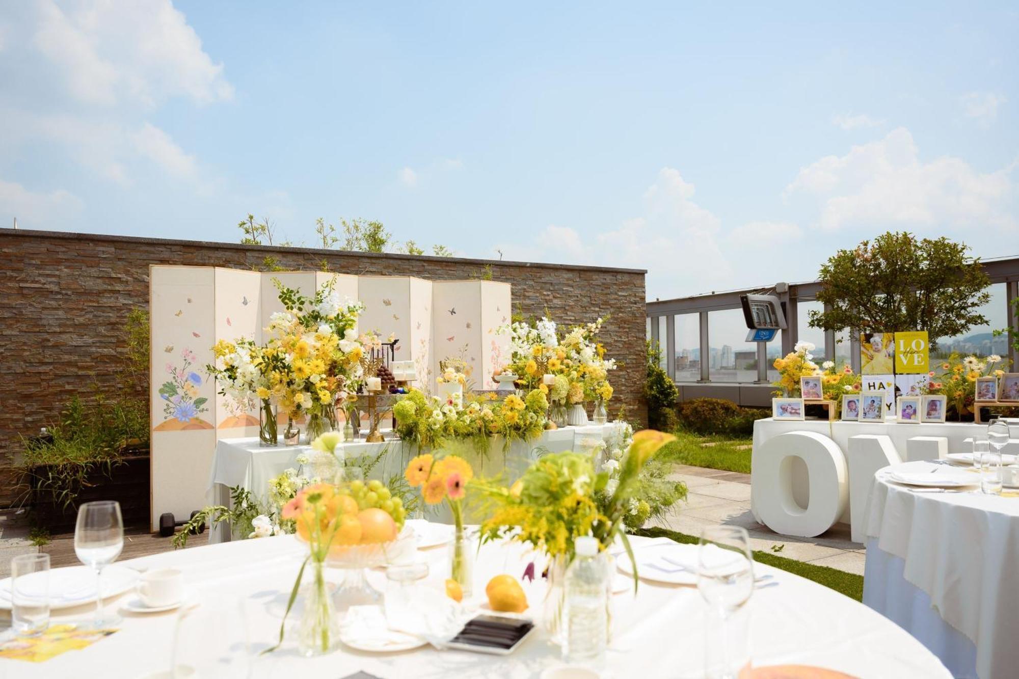 Courtyard By Marriott Seoul Times Square Hotel Exterior foto