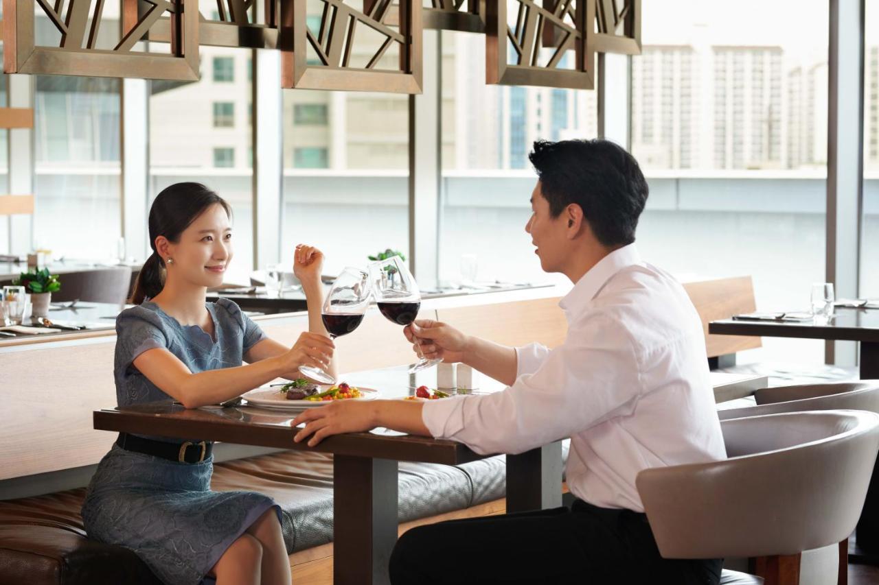 Courtyard By Marriott Seoul Times Square Hotel Exterior foto